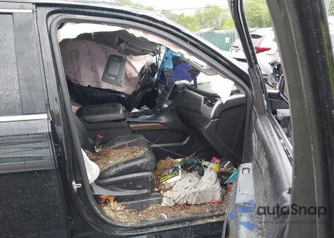 2018 Chevrolet Tahoe Lt z USA, uszkodzony, nr VIN 1GNSCBKC2JR359681